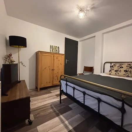 Cosy Near